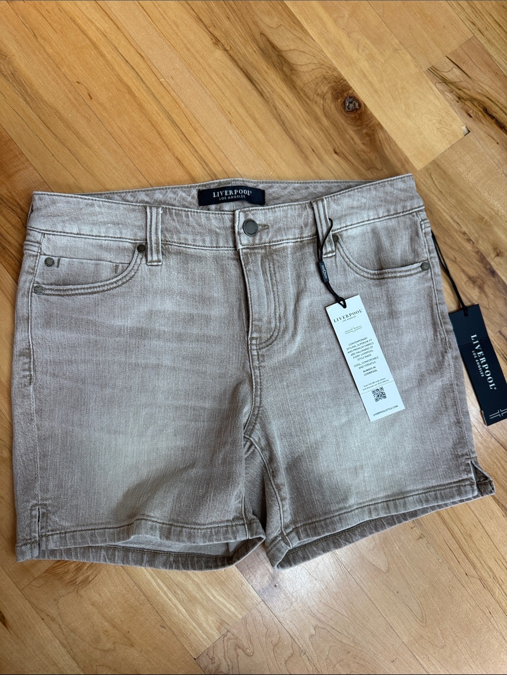 Liverpool Taupe Wash Denim Shorts Size 4/27